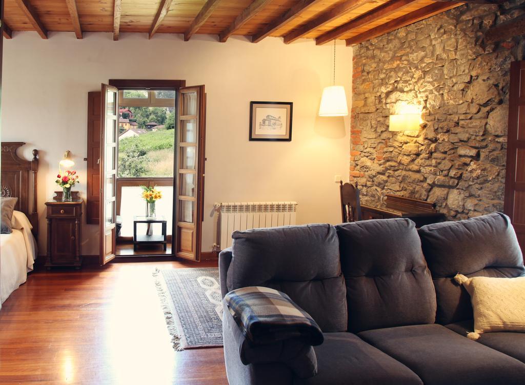 Hotel Casa De Aldea La Pumariega à Caces Extérieur photo